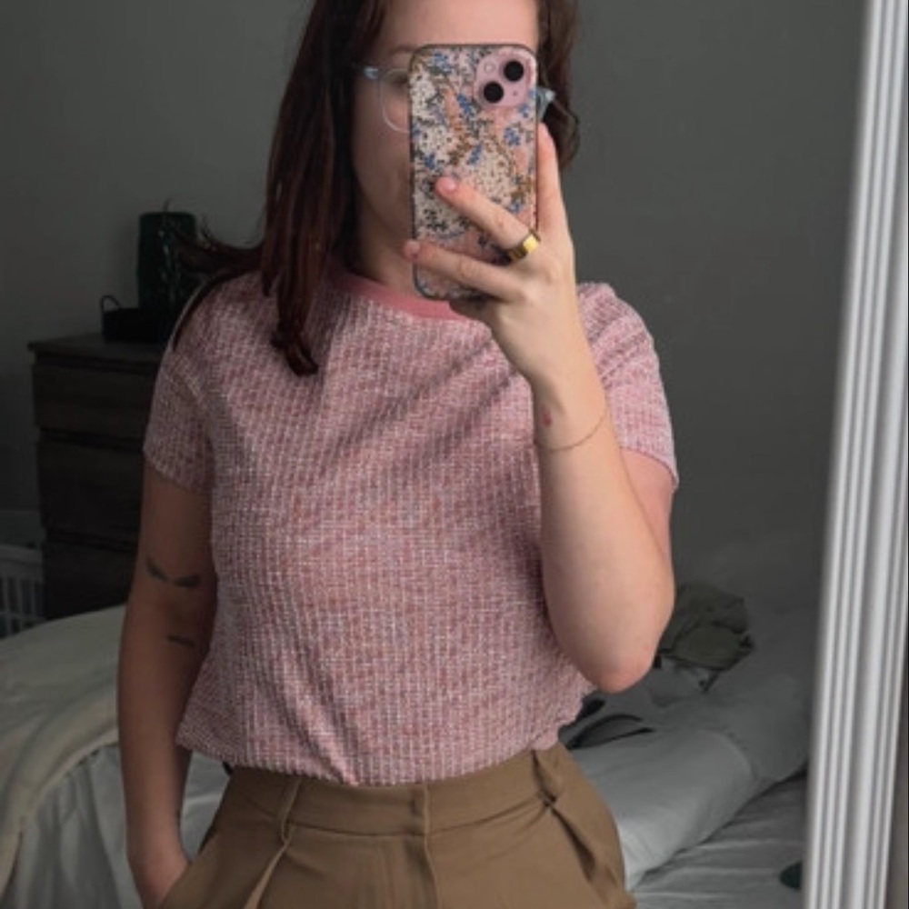 Pink Short Sleeve Knit Top - Casual Women's Tee